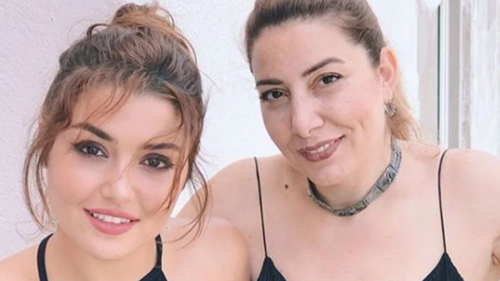 Hande Erçel, 2019'da hayatını kaybeden annesi Aylin Erçel için duygusal bir mesaj yazdı