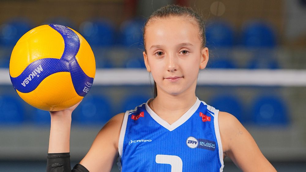 Voleybolda 9 yaşında rekor kırdı