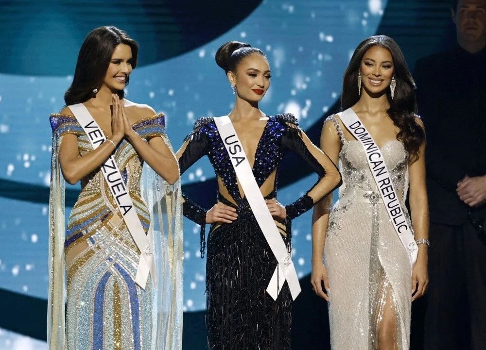 Aleyna Şirin Miss Universe&#039;de Boy Gösterdi